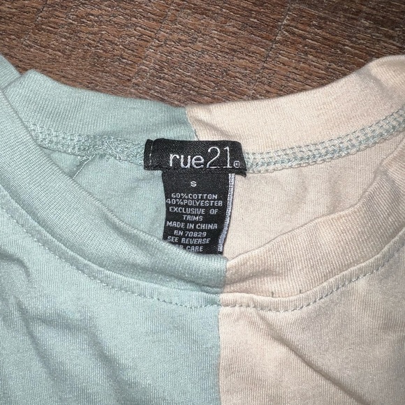 Rue 21 half and half tshirt - Picture 2 of 4